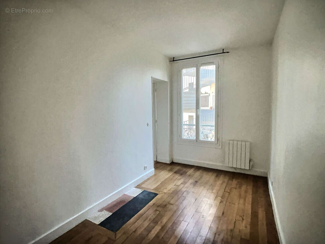 Appartement à PARIS-20E