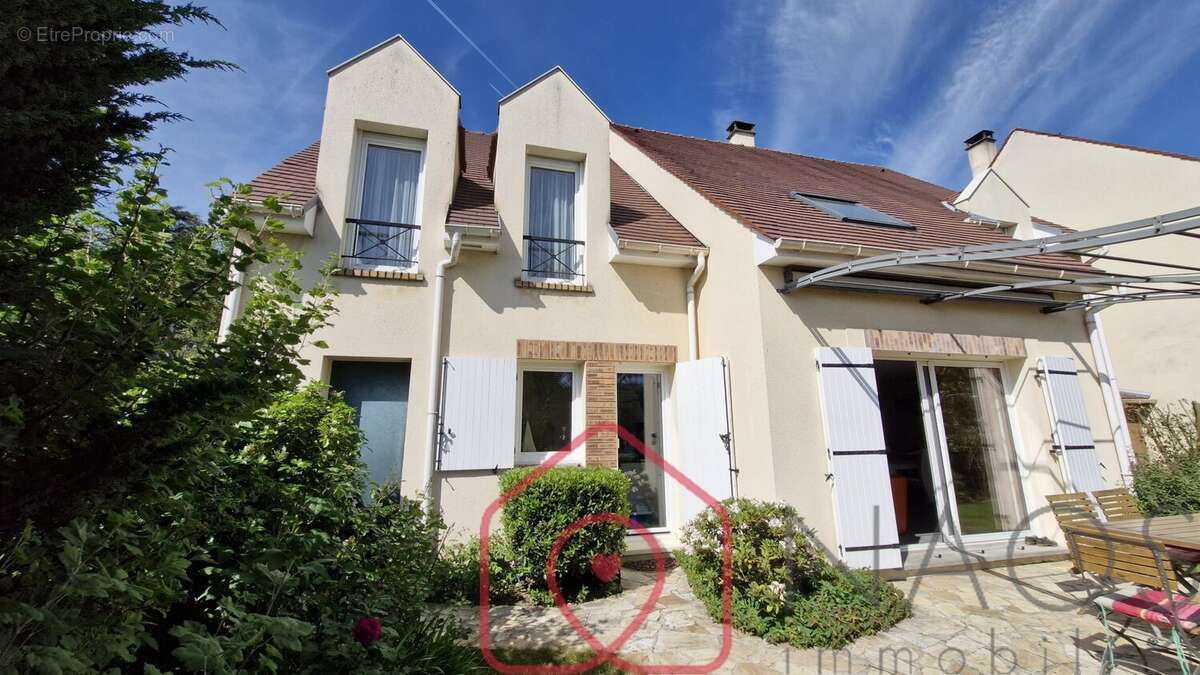 Maison à VAUHALLAN