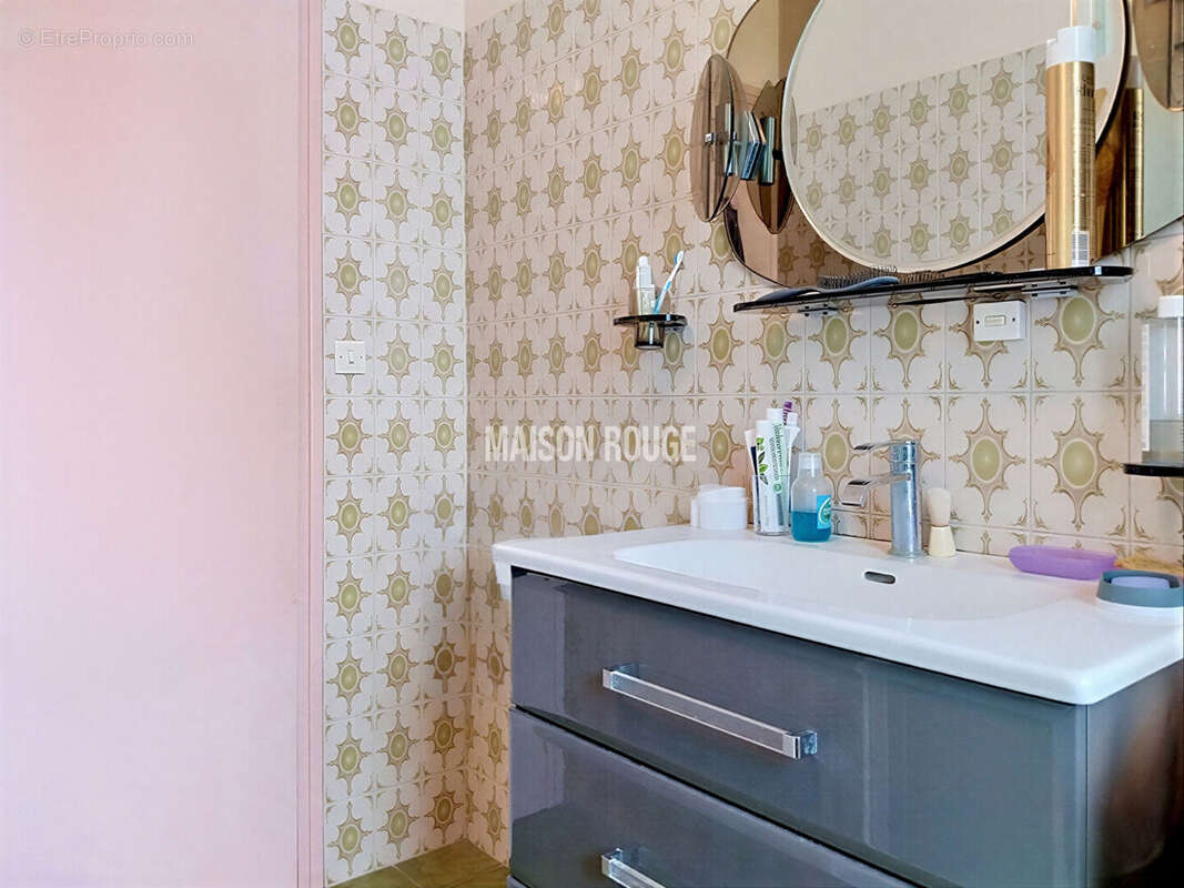 Maison à vendre à Plouha , 4 chambres, proche plage avec gîte indépendant, jardin et potentiel locatif - photo 7