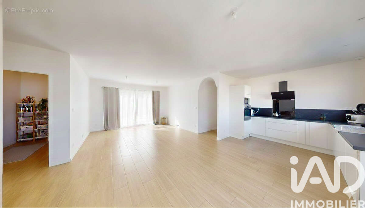 Photo 2 - Maison à ECHILLAIS