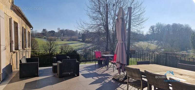 Maison à BEAUMONT-DU-PERIGORD