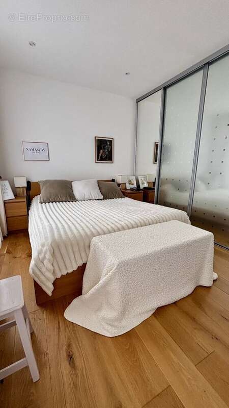 Appartement de standing dans immeuble de caractere - photo 8