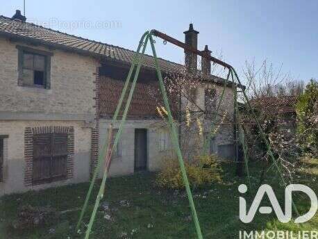 Maison 80 m² à Arsonval  - photo 9