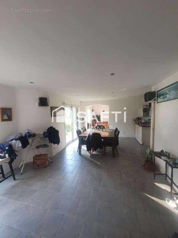 Photo 3 - Maison à ELLIANT