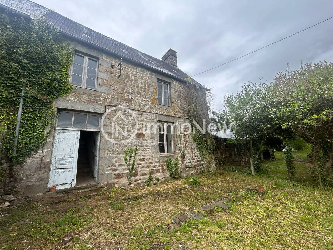 Maison à MORTAIN