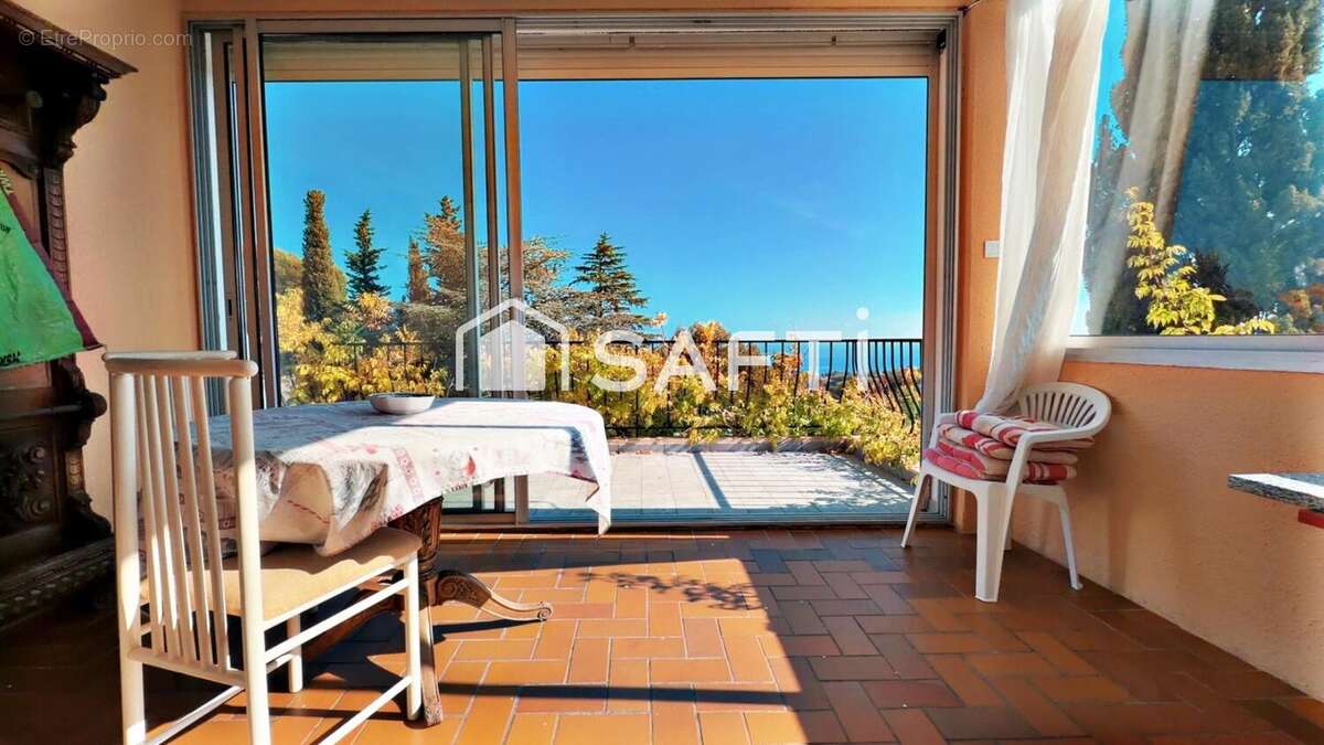 Photo 3 - Maison à FREJUS