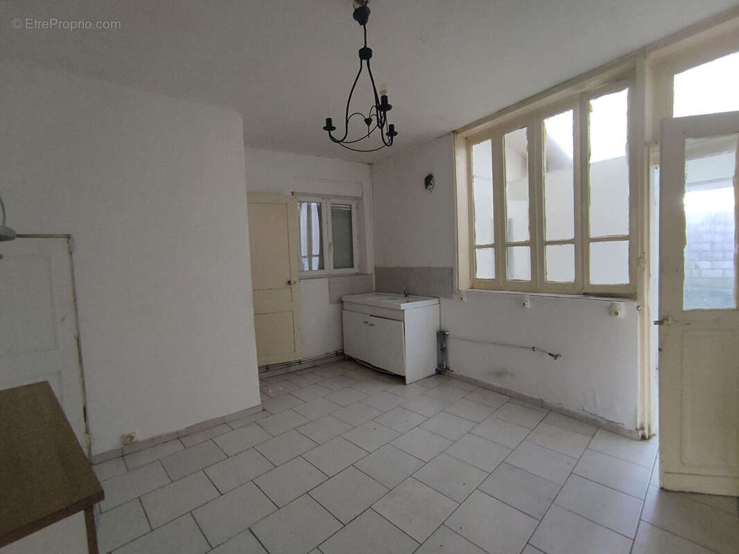 Maison à BOHAIN-EN-VERMANDOIS