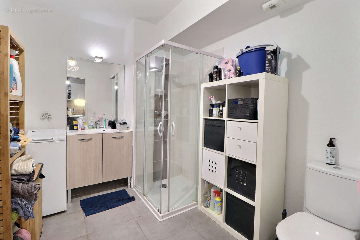 Appartement à SAINT-BRES