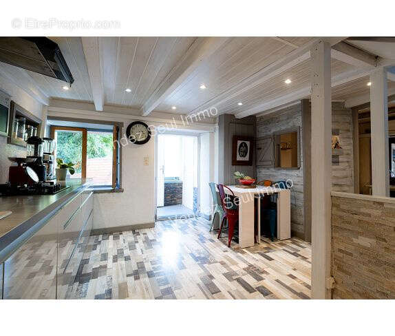 Maison à NEUVECELLE