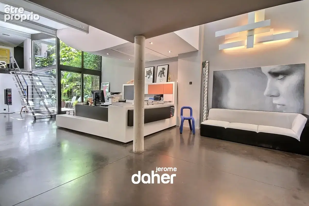 Local commercial de prestige - photo 2