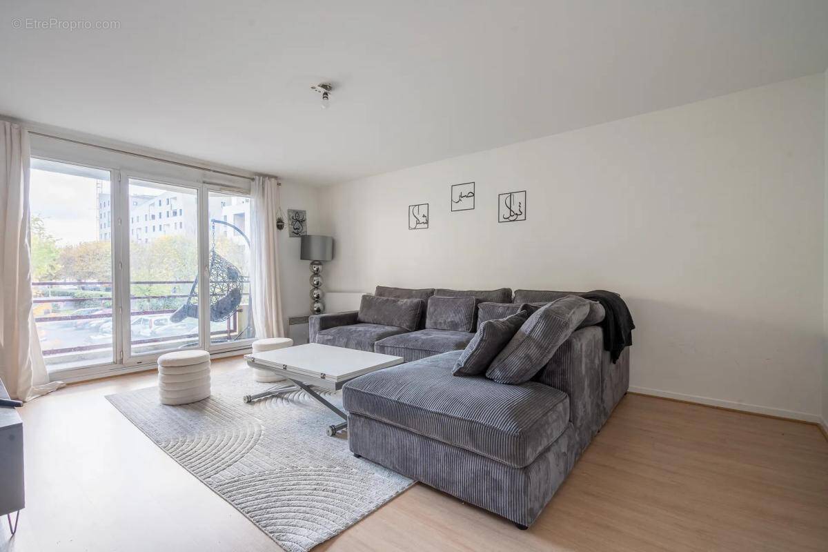 Appartement à ROSNY-SOUS-BOIS