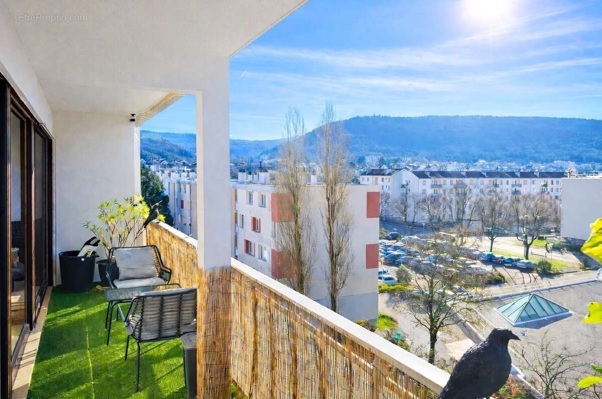 Appartement à OYONNAX