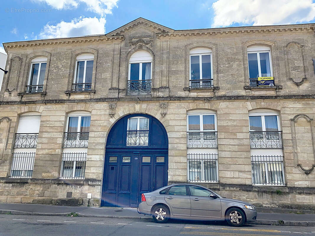 Appartement à BORDEAUX