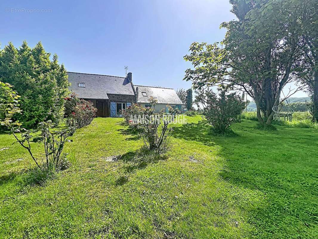 Maison à ROZ-SUR-COUESNON