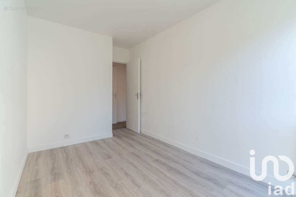Photo 9 - Appartement à CHAMPS-SUR-MARNE