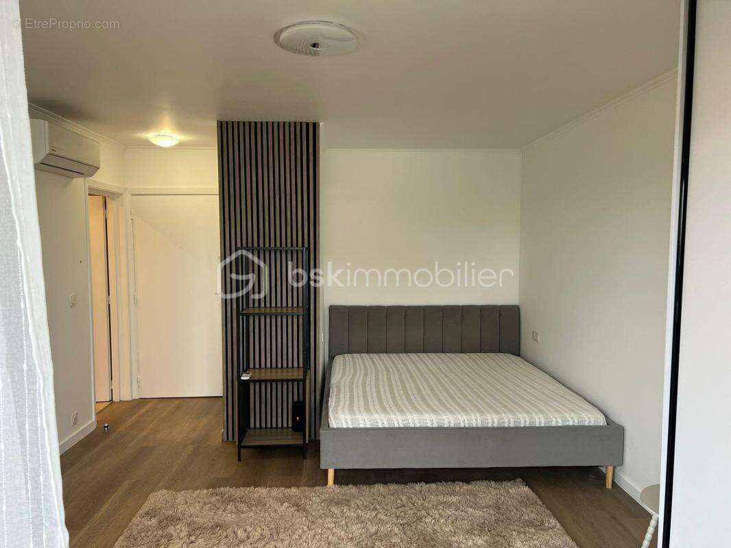 Studio rénové avec balcon et aperçu mer – Idéal investissement - photo 3