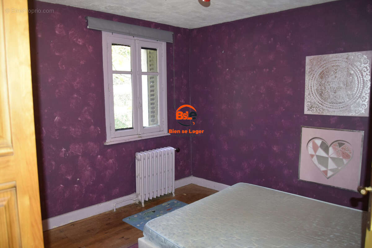 MAISON 102 m² 4 PIECES - Votre agence immobilière de proximité BSLE - Bien Se Loger Ensemble VEYRE MONTON - Maison à CORENT