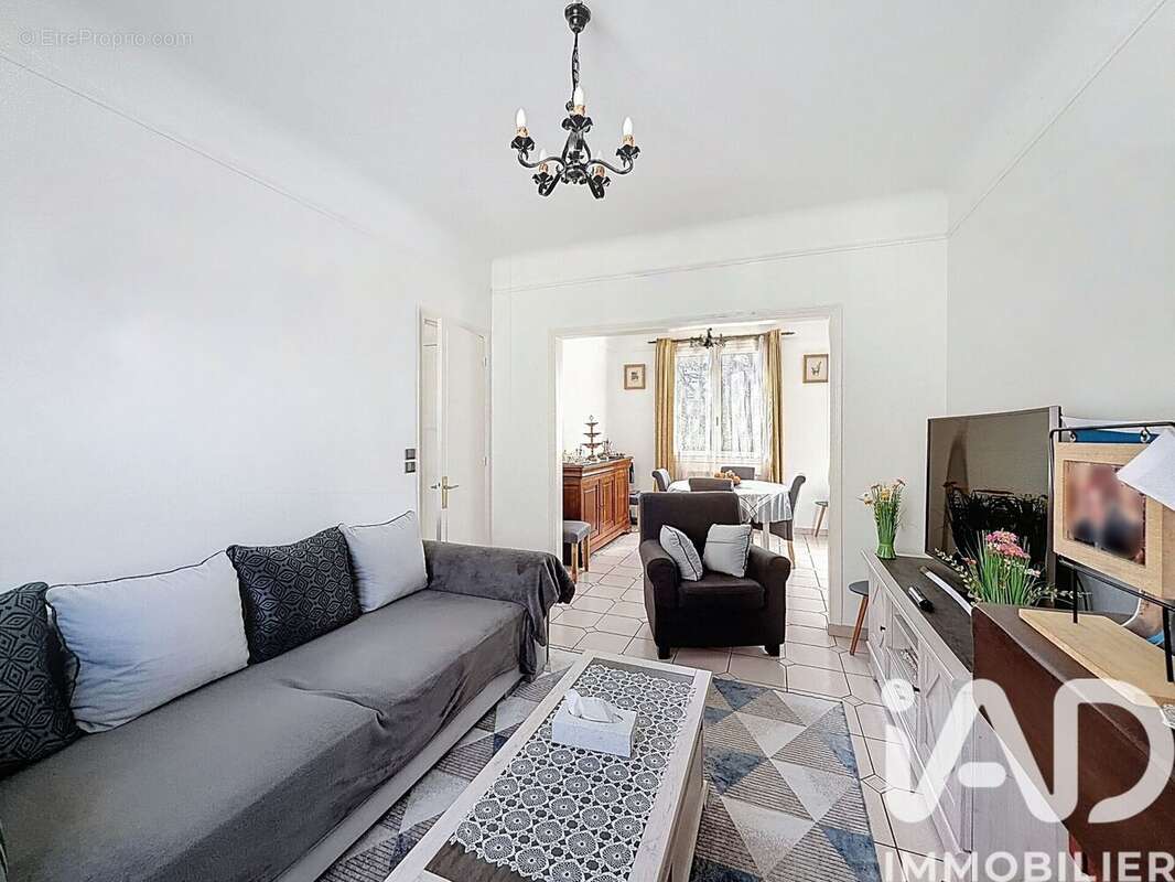 Photo 2 - Maison à EZANVILLE