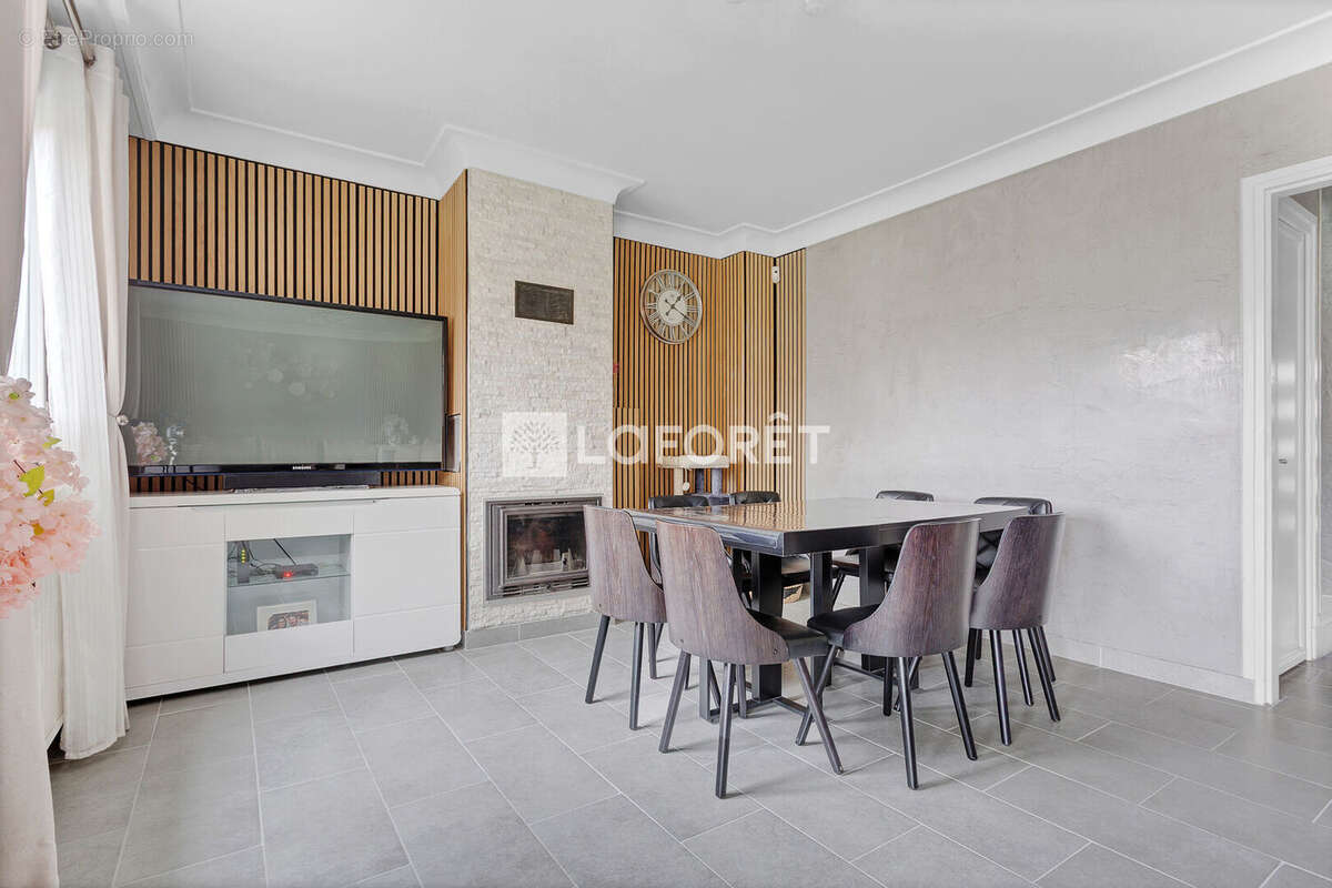 Maison à JUVISY-SUR-ORGE