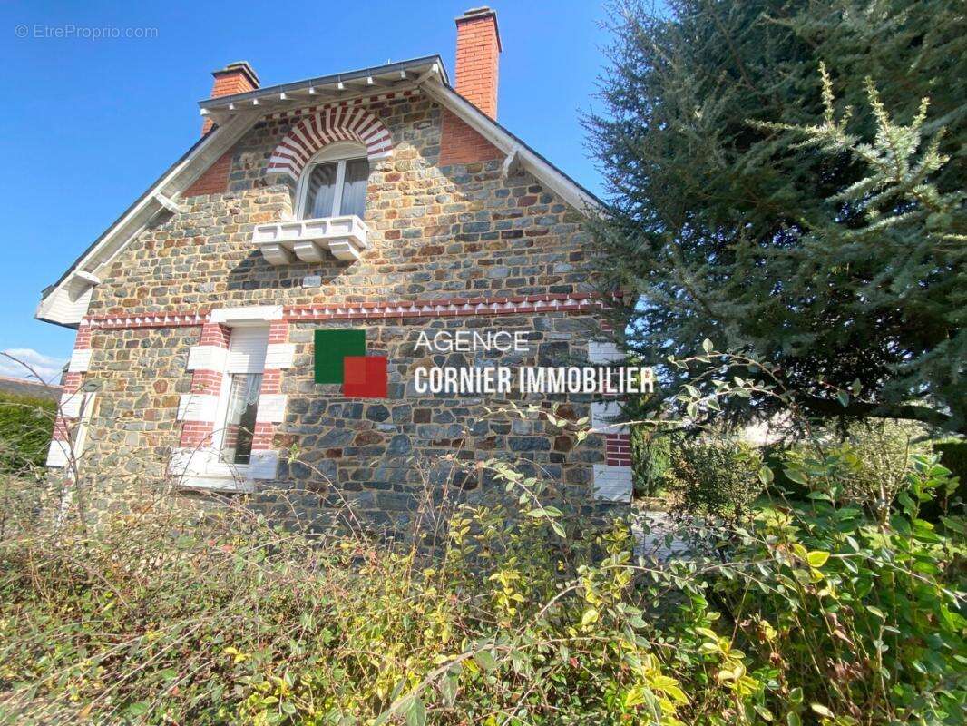 Maison à NOYAL-SUR-VILAINE