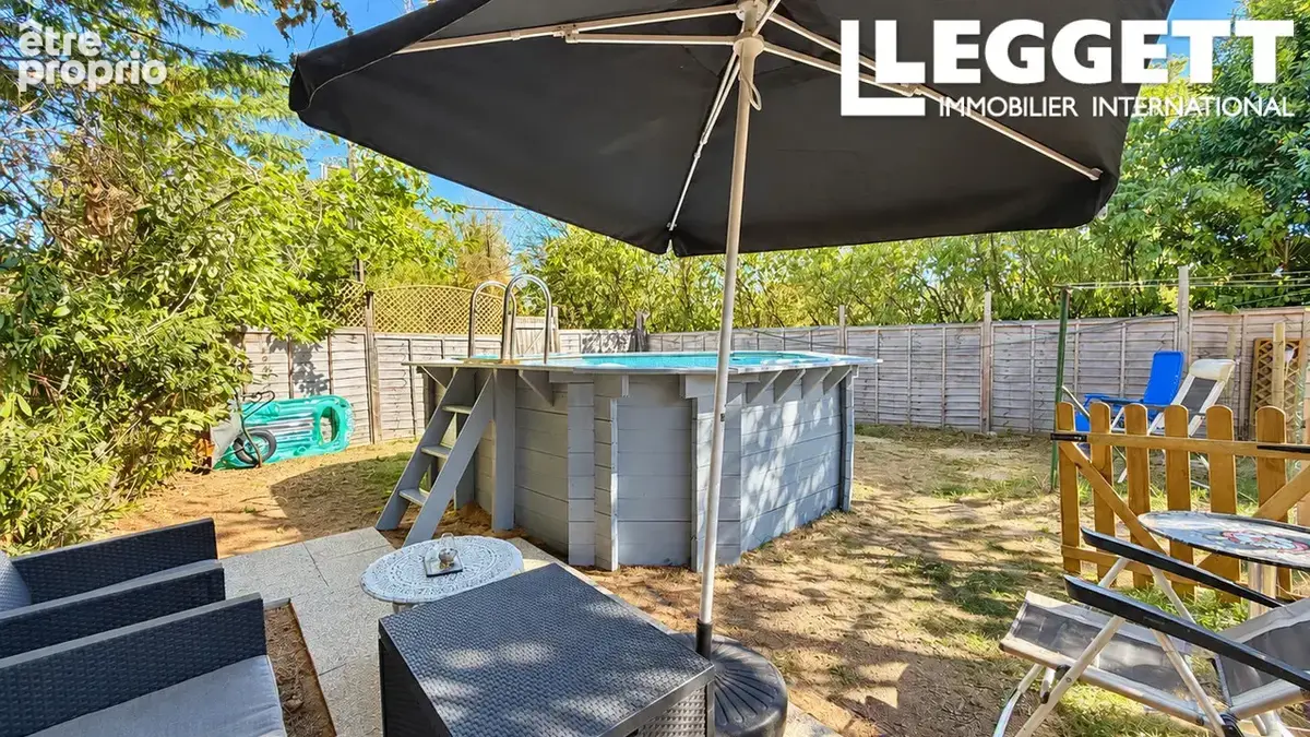 Charmante maison de caractère avec dépendances, terrain et piscine chauffée - photo 8