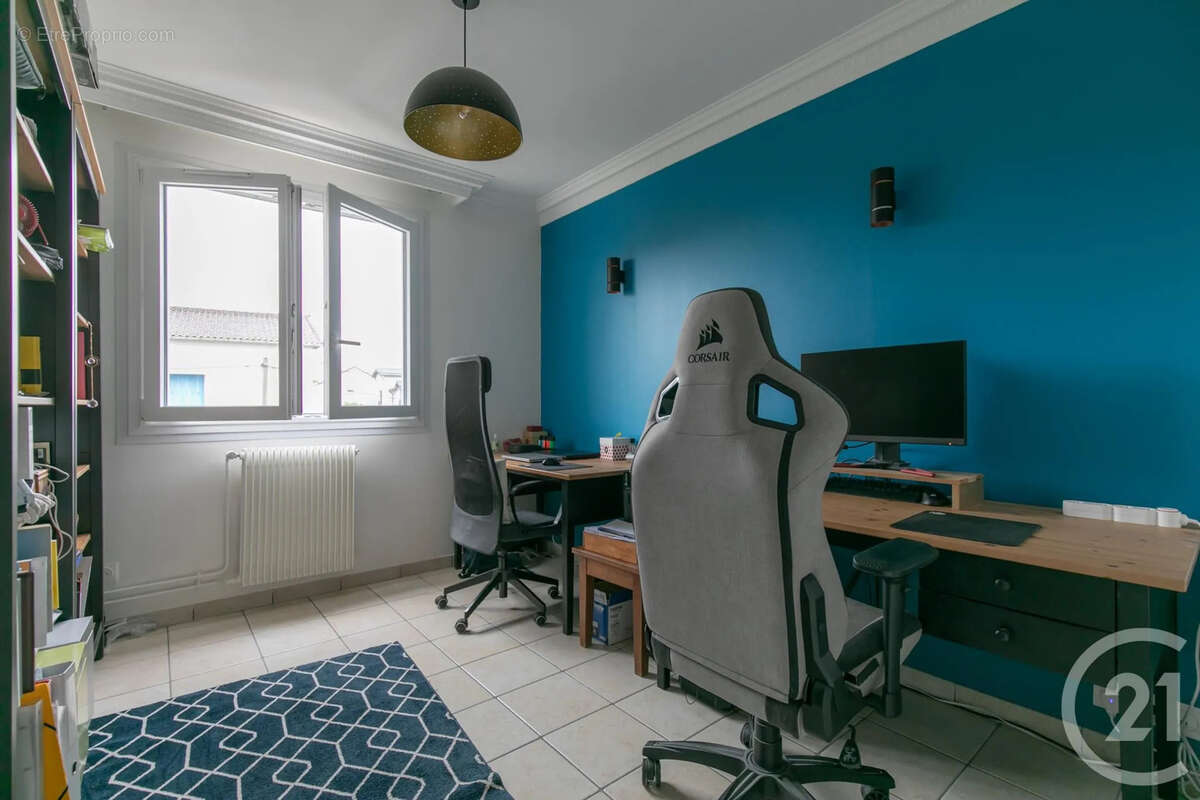 Appartement à SAINT-MAUR-DES-FOSSES