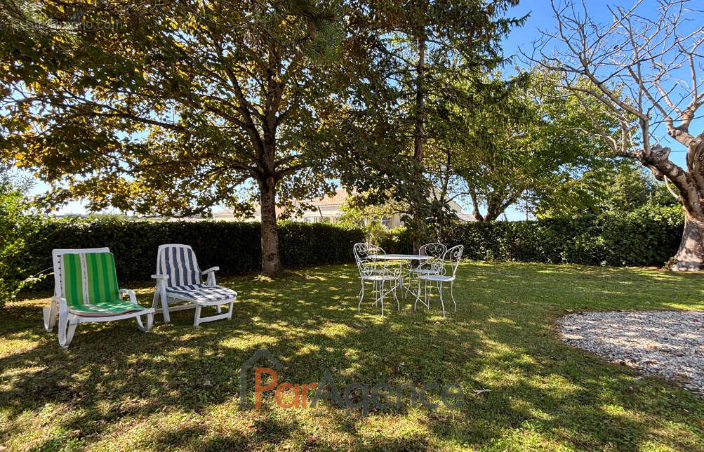 Maison à MESCHERS-SUR-GIRONDE