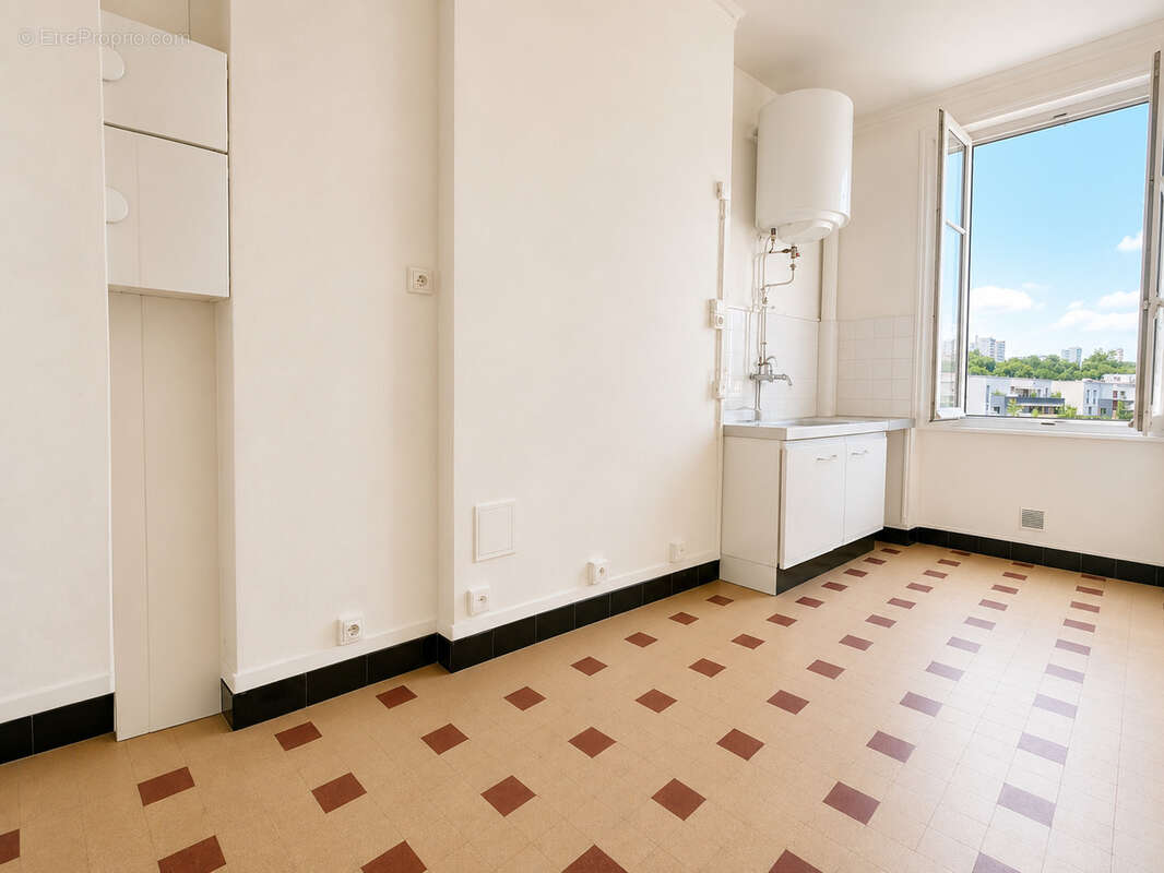 Lyon 9   Valmy   T2 de 45 m2 traversant    Fort potentiel - photo 5