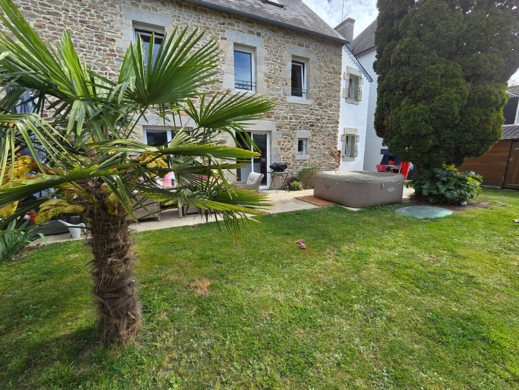 Maison à HENNEBONT