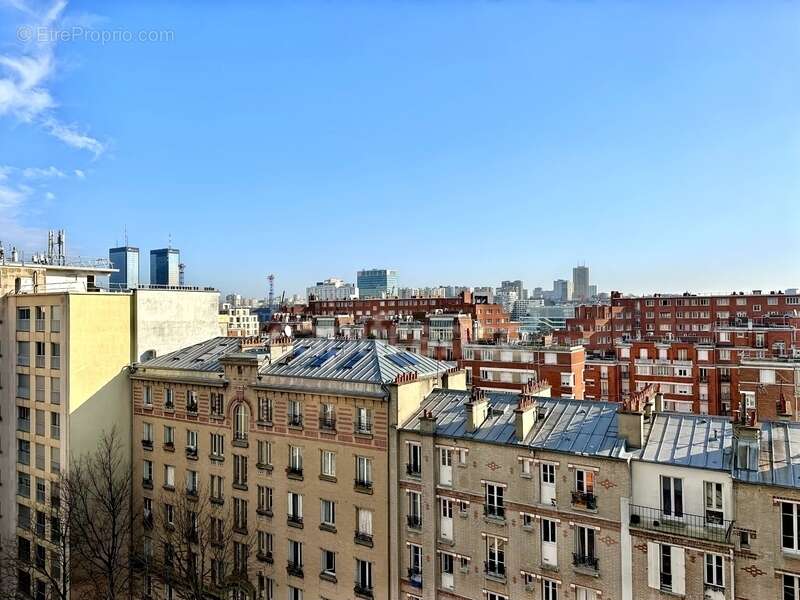 Appartement à PARIS-20E