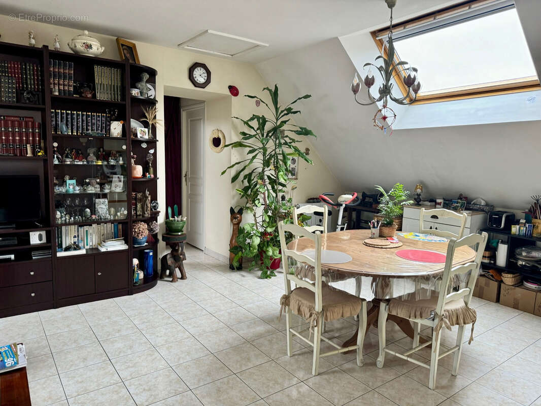 Appartement à BALLANCOURT-SUR-ESSONNE