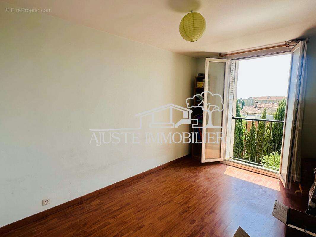 Appartement à MARSEILLE-12E