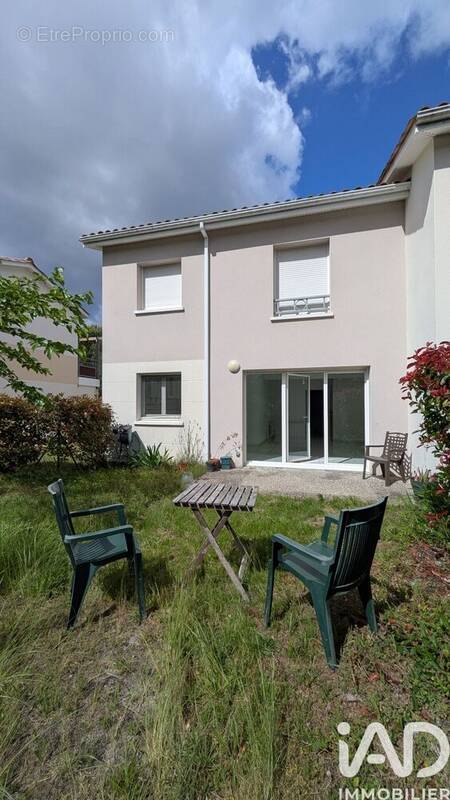 Photo 1 - Maison à MARTIGNAS-SUR-JALLE