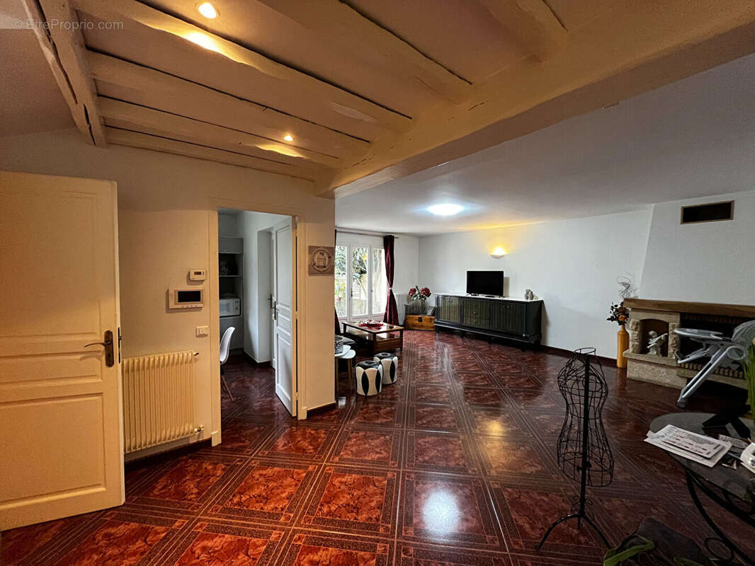 Maison à PIERREFITTE-SUR-SEINE