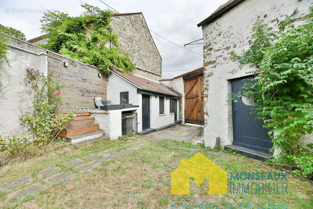 Maison à LONGJUMEAU