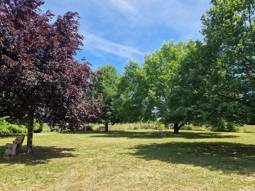 Maison Perigordine proche des commerces et parc arboré de 3860m2 - photo 14