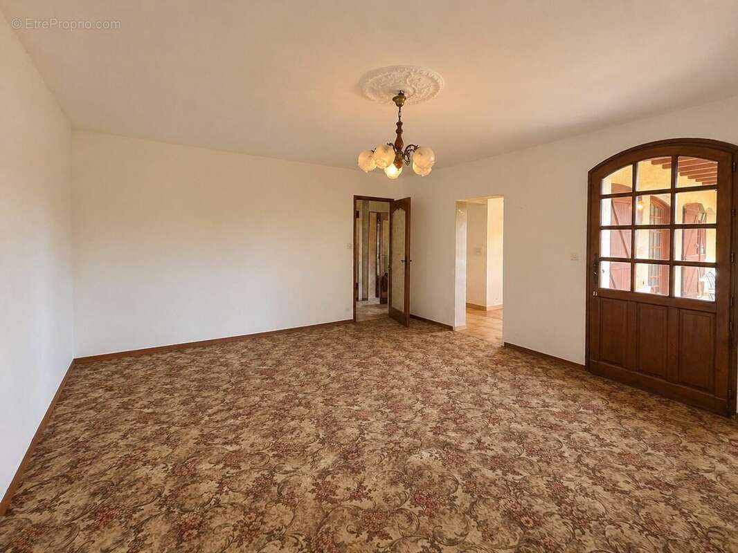 Chambre 1 - Maison à MEILHAN