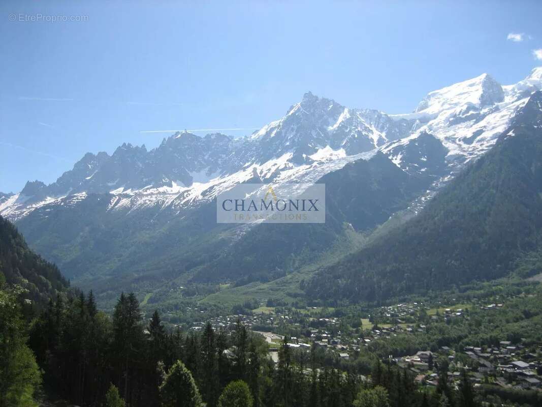 Terrain à LES HOUCHES