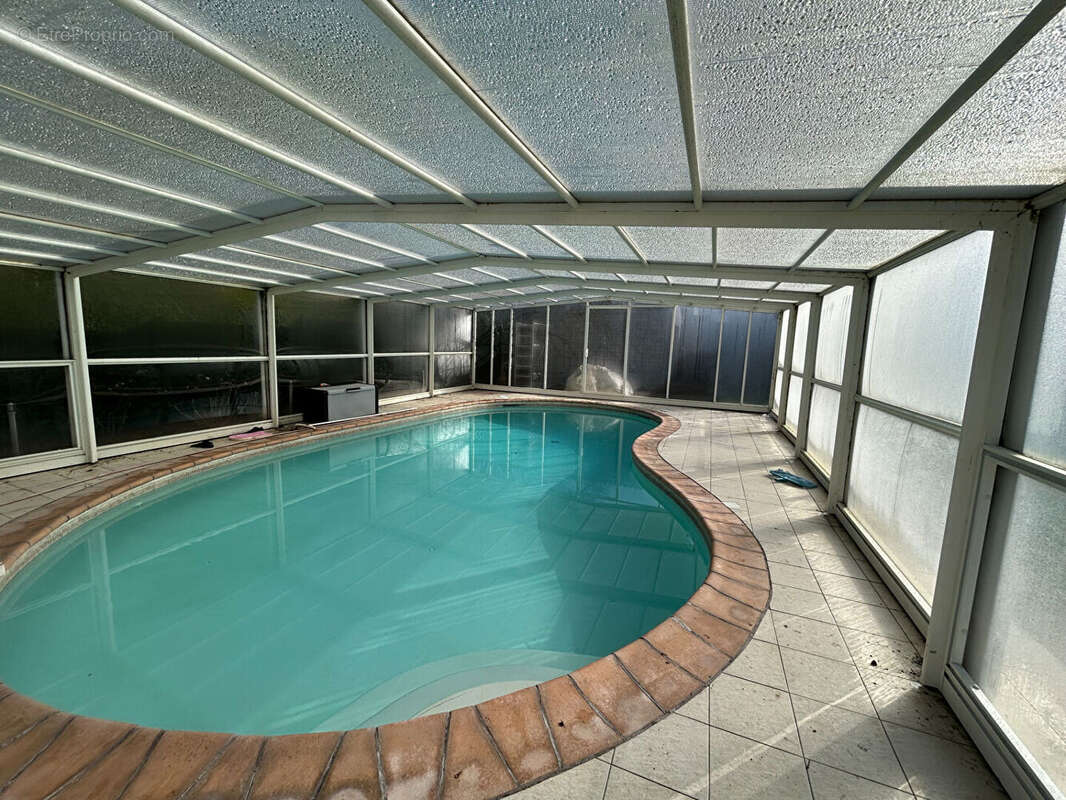 Maison à L'HAY-LES-ROSES