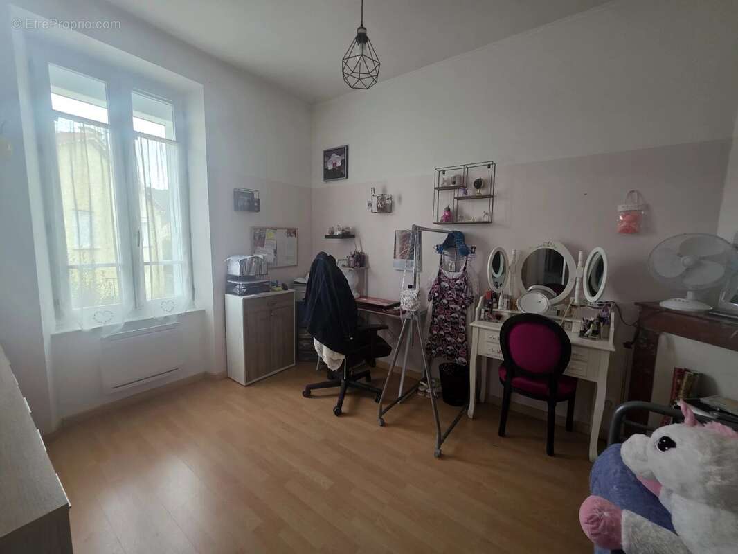 Maison à LE TEIL