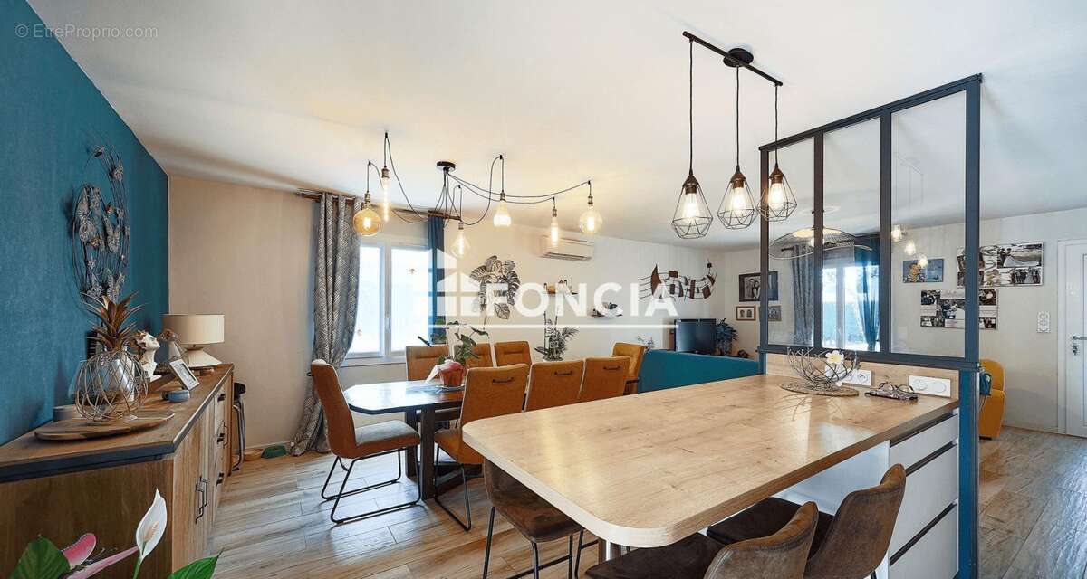 Proche MONTAUBAN, maison individuelle de plain pied avec double garage/atelier, terrasse, piscine et terrain - photo 8