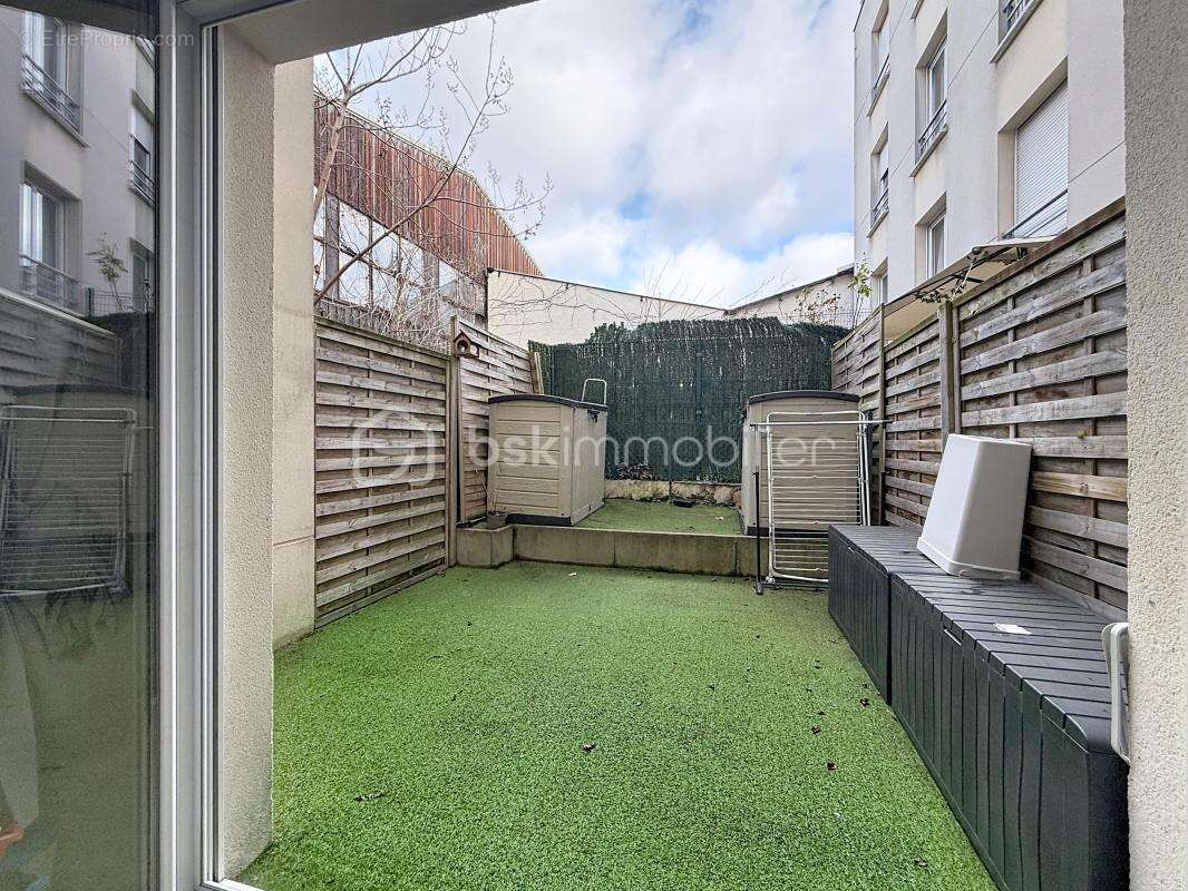 Appartement à LA COURNEUVE