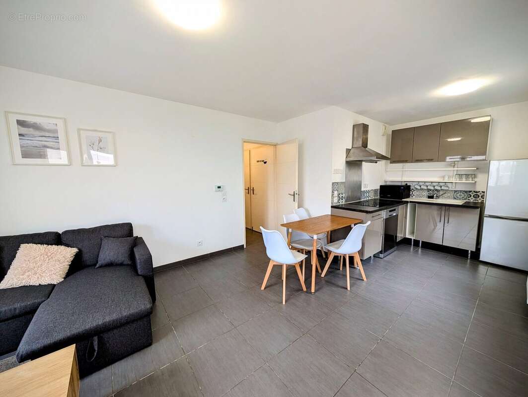 Appartement à VALLEIRY