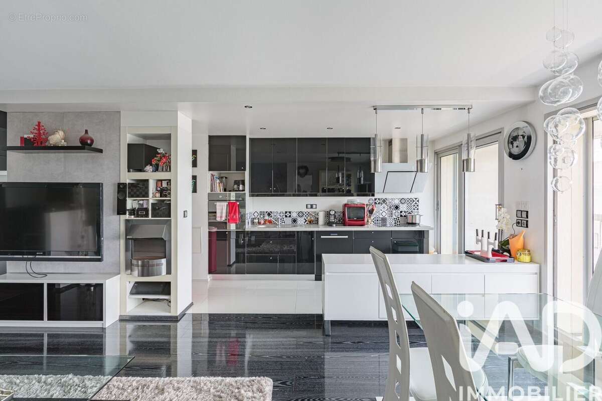 Photo 5 - Appartement à CHENNEVIERES-SUR-MARNE