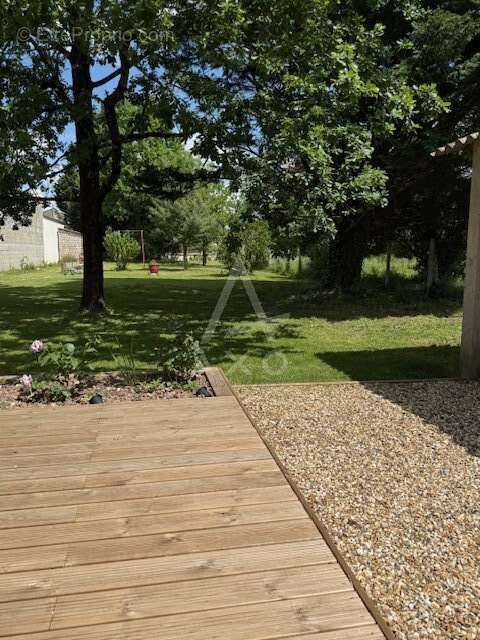 Maison à SAINT-YRIEIX-SUR-CHARENTE