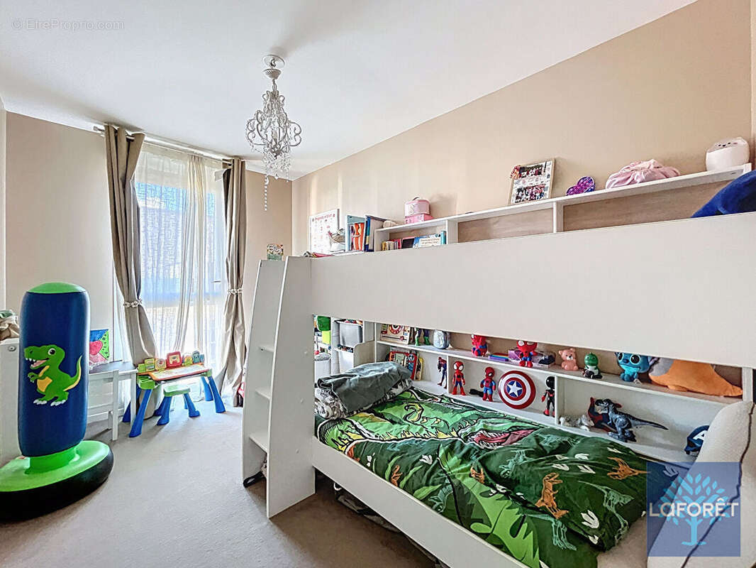 Appartement à VIGNEUX-SUR-SEINE