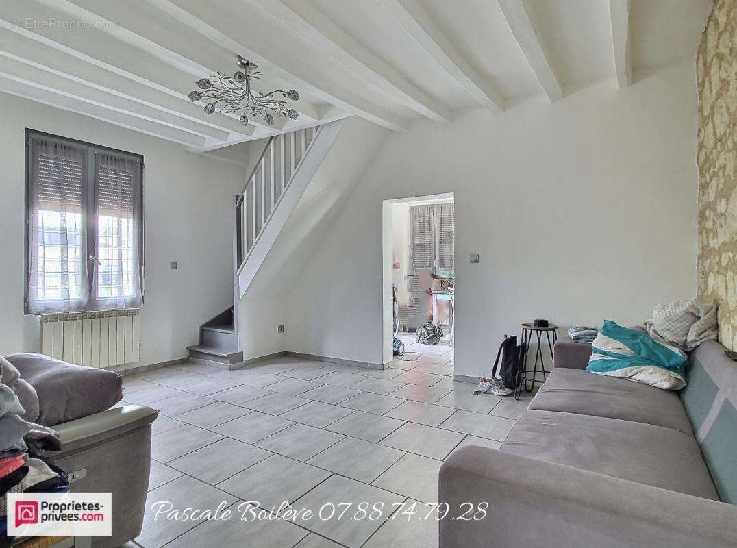 Maison à VERNANTES