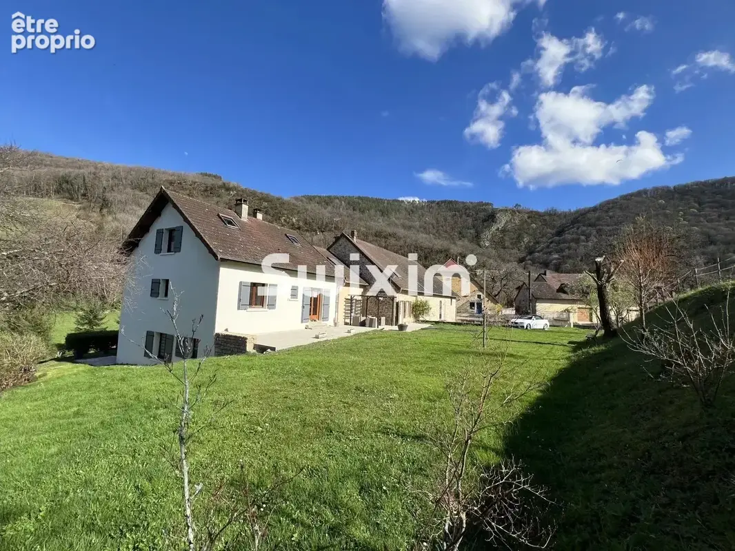 Maison 12 pièces 339 m² à vendre à Lons-Le-Saunier (39000) - photo 9