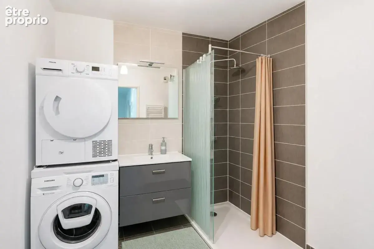 Appartement de 4 pièces de 81 m² à Vénissieux - photo 9