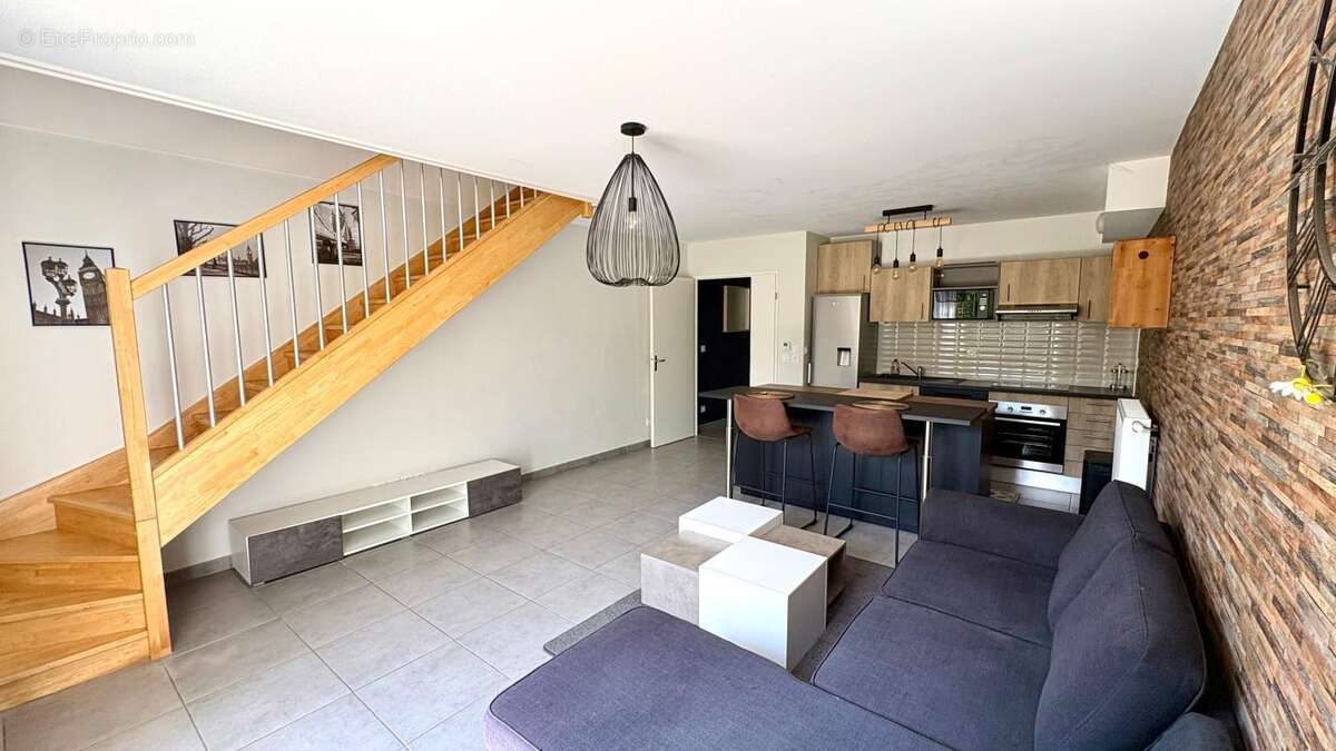 Maison à LAUNAGUET